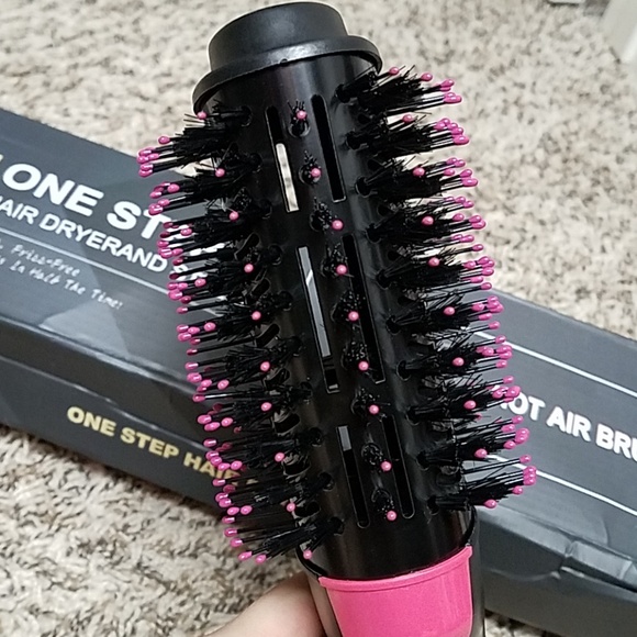GlowStyler Dryer/Volumizer Blowout Brush - Picture 4 of 6